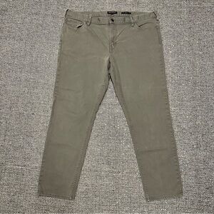 Banana Republic Traveler Jeans